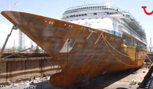 Assista a transformação do Splendour of the Seas em TUI