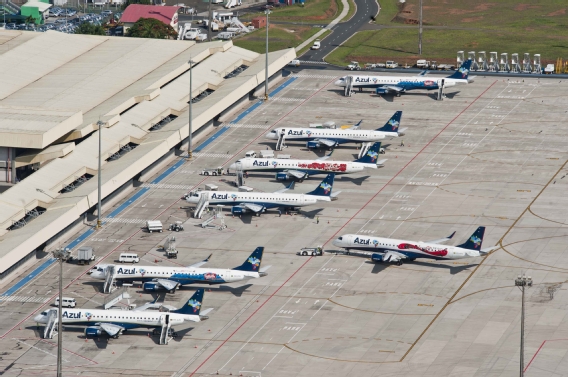 Aeronaves no páteo do Aeroporto de Viracopos (Foto: Gianfranco Panda Beting)