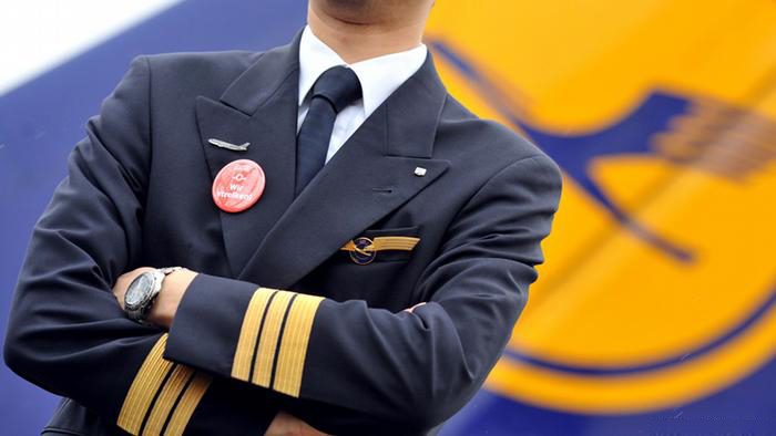 Lufthansa chega a acordo histórico com tripulação e descarta novas paralisações 1 0,,16181214_303,00