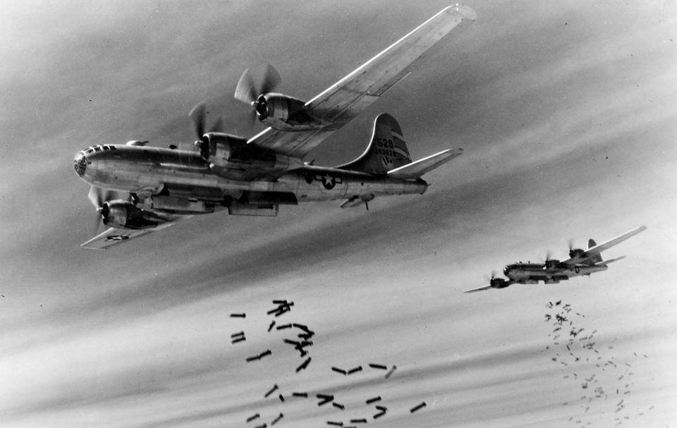 Boeing Company completa 100 anos de história; veja especial 4 B-29-960x607