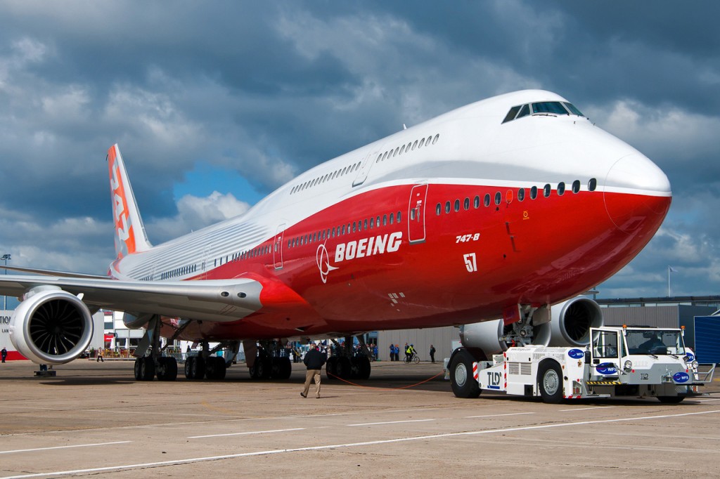 Boeing pode encerrar produção do B747 em 2022 1 Boeing_747-8_N6067E_Paris_Air_Show_Beltyukov