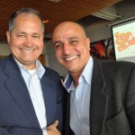 Carlos Luiz Silva da April com Amilton Tourinho,diretor da Promotional Travel