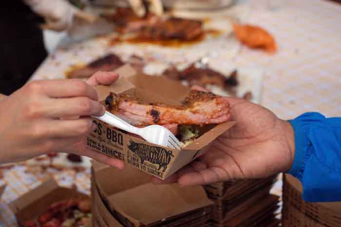 Food Truck Texas é nova ação do estado em São Paulo 1 O prato do dia na Praça dos Omagás, em Pinheiros, era o churrasco texano