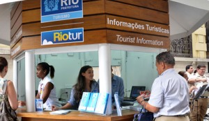 Riotur inaugura dois novos postos de informações turísticas na Cidade