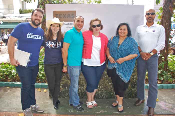 Marcos Teodoro e Raysa Himelfarb, representantes do Texas pela Edelman Significa, Erik Arellanos, do CVB de Dallas, Julie Charros-Betancor, do The Woodlands Resort, Morgan Taylor, especialista de Marketing para Turismo do Texas Tourism e Tamer Attia, do CVB de Grapevine