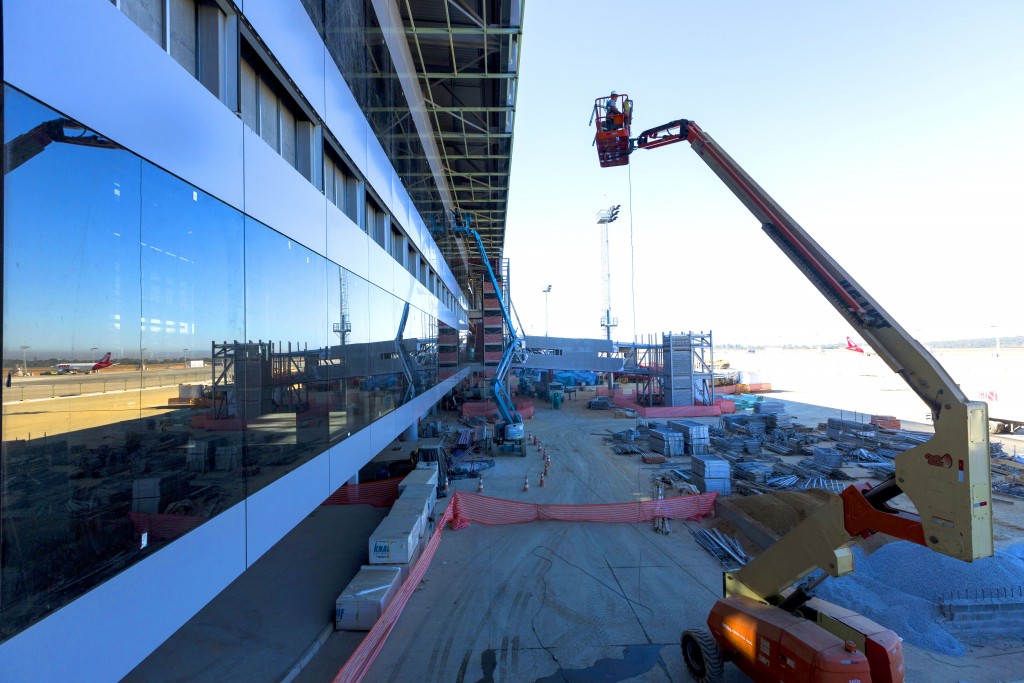 Confins_MG, 14 de julho de 2016 Bh Airport Na foto, as obras de construcao do Terminal 2 Foto: Leo Drumond / NITRO