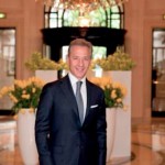 Hoteleiro do Ano: José Silva, Four Seasons Hotel George V, Paris, Paris, França Hoteleiro do Ano: José Silva, Four Seasons Hotel George V, Paris, Paris, França