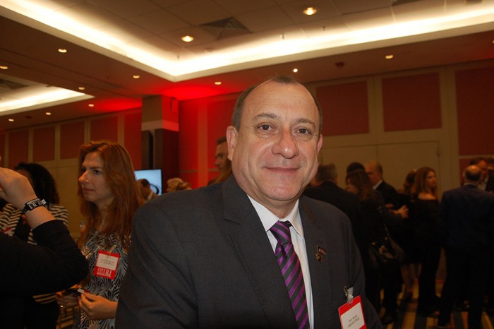 SPCVB promove capacitação para receber turistas LGBT O Presidente Executivo do SPCVB, Toni Sando, frisou a importância do mercado LGBT em São Paulo