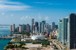 Brasileiros que tiram férias nos EUA são os que mais acionam seguros viagem