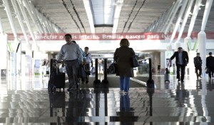 Gastos dos brasileiros em viagens ao exterior voltam a crescer; confira