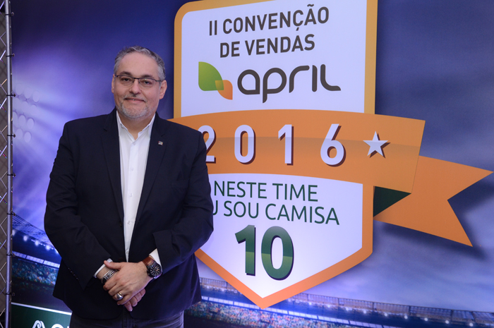 April lança campanha de bonificação aos agentes de viagens 1 Diretor Comercial da April Brasil, Agnaldo Abrahão