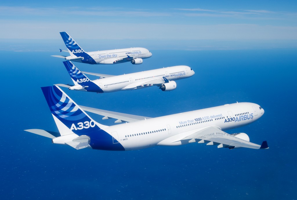 Airbus Family flight A330 A350 XWB A380 air to air e1474558205802 Tráfego aéreo de passageiros no Brasil vai mais do que dobrar até 2042, prevê Airbus
