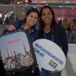 Fernanda  Rocha, da Aprecesp ganhou a mala da Lansay no último dia da Abav Expo