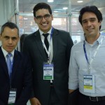 Marcelo Matta e Vinicius da Luz, da In Flight Solutions, e Marcos Ferraz, da Boing