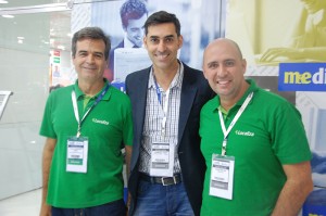 Confira algumas novidades dos visitantes que estiveram no estande M&E Paulo Henrique Pires, Herbert Viana Andrade e Mark Bryan, da Localiza