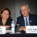 Rose Larrat, diretora para assuntos juridicos, e Luis Vabo, diretor de tecnologia e integração