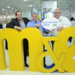 Roy Taylor com Marcelo e Miguel Andrade, da Transmundi