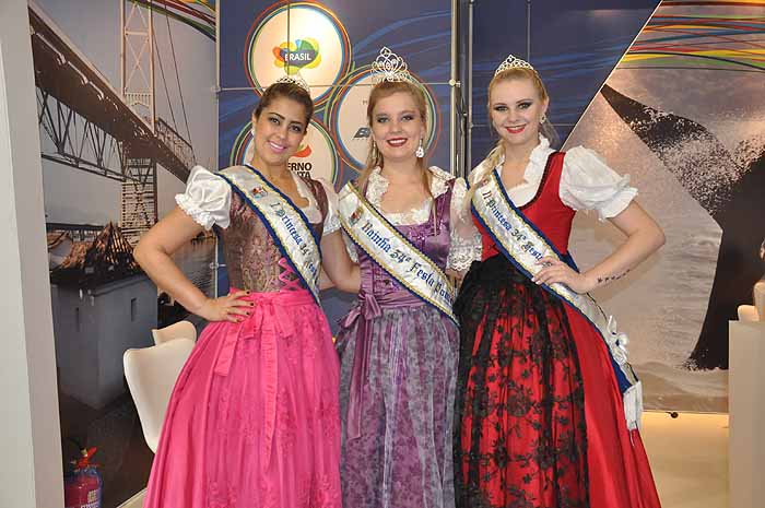 SANTA CATARINA - trouxe as belas princesa e rainha da festa de Pomerode SANTA CATARINA - trouxe as belas princesa e rainha da festa de Pomerode
