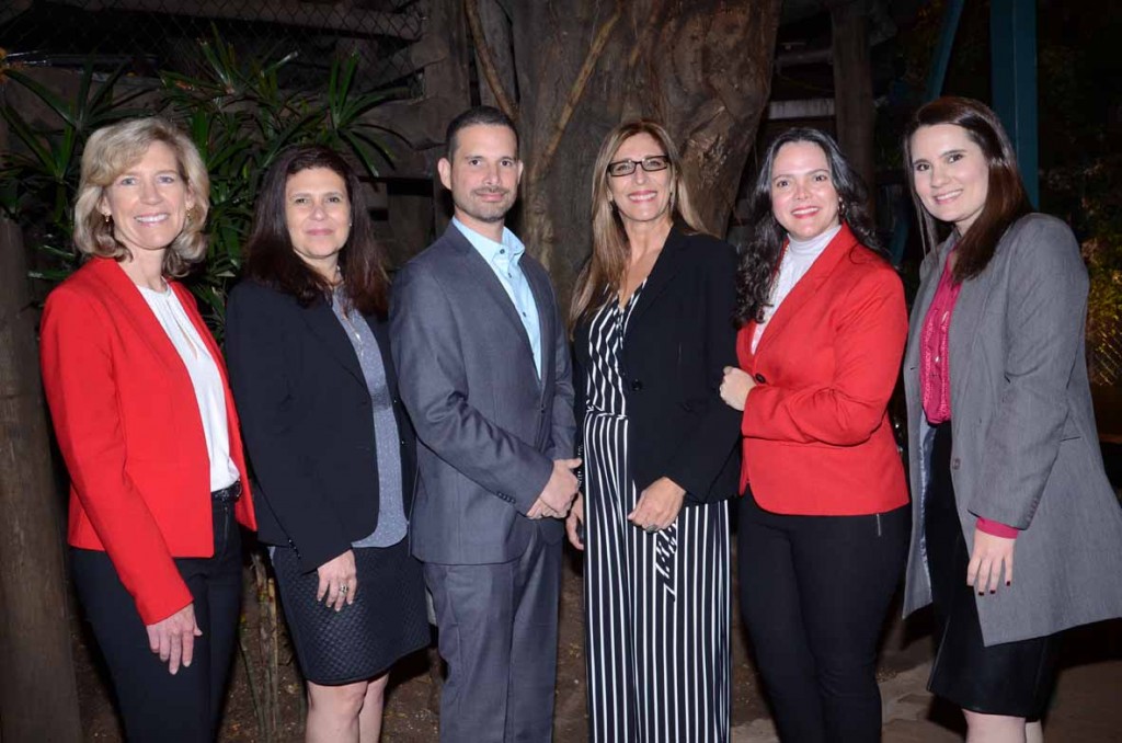 Lynn Clarke, VP Marketing e Vendas América Latina, Flávia Light, diretora de Vendas, Angel Sarria, diretor de Vendas América Latina, Debora Baldin, gerente de Vendas, Paula Hall, RP e Gabriela Baldin, gerente de Vendas