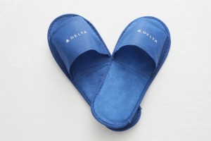 Delta oferecerá pantufas de cortesia em todos os voos entre EUA e Japão