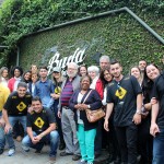 Agentes de viagens na cervejaria Buda Beer