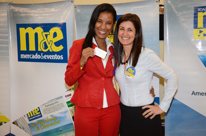 Aline Alves, da Martur Viagens e Turismo, e Andrea Gabel, de ST. Pete Aline Alves, da Martur Viagens e Turismo, e Andrea Gabel, de ST. Pete