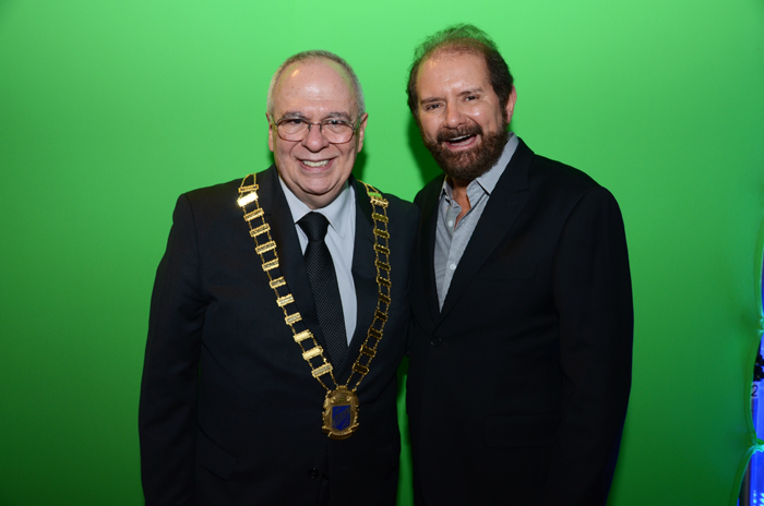 Guilherme Paulus é homenageado pelo Skal-SP; veja fotos