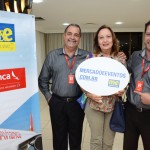 Everaldo Gomes e Rodrigo Ricciardi, da Avianca, com Zélia Campos, da Campos Sampaio Turismo Everaldo Gomes e Rodrigo Ricciardi, da Avianca, com Zélia Campos, da Campos Sampaio Turismo