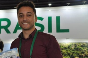 Lennon Ortiz, gerente Comercial do Parque Terra Mágica Florybal