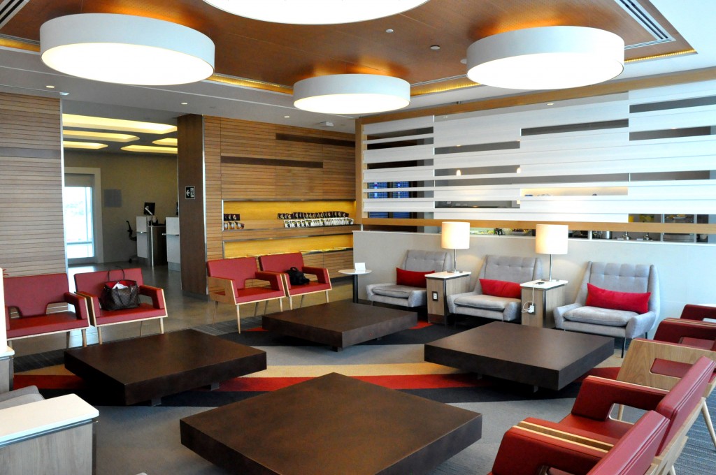 American traz novo conceito ao RIOgaleão com abertura de novo lounge; conheça 2 Lounge tem capacidade para acomodar 141 pessoas sentadas