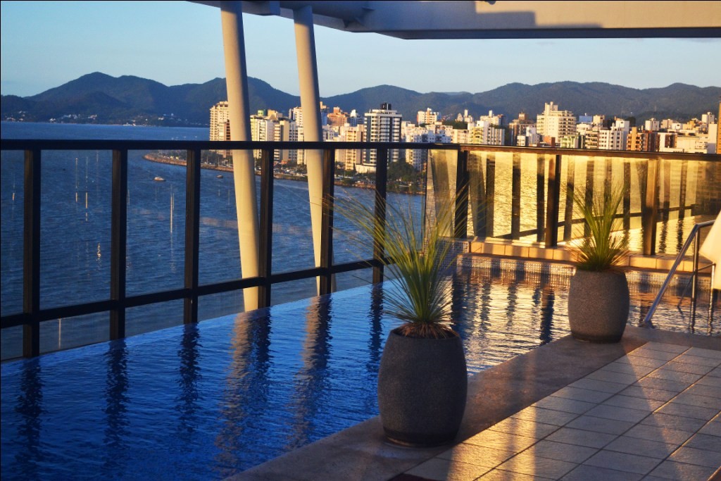 Novotel_Piscina