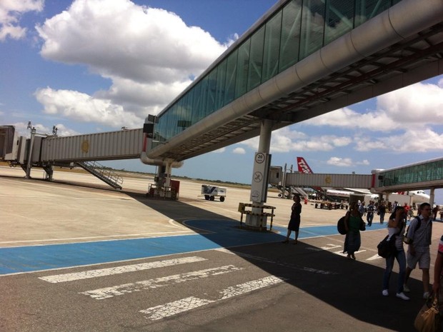 Aeroporto de Maceió tem novas pontes de embarque Pontes de embarque