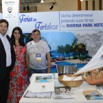 Vitor Bauab e Luciana Fernandes, do M&E, com Francisco Timbó, do Marina Park Hotel
