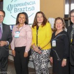 Vinicius Lummertz, presidente da Embratur, Simone Machado, secretaria adjunta de Turismo de SC, Magda Nassar, presidente da Braztoa, Zena Becker, secretaria de Turismo de Florianópolis, e Eduardo Loch, presidente da Abav-SC Vinicius Lummertz, presidente da Embratur, Simone Machado, secretaria adjunta de Turismo de SC, Magda Nassar, presidente da Braztoa, Zena Becker, secretaria de Turismo de Florianópolis, e Eduardo Loch, presidente da Abav-SC