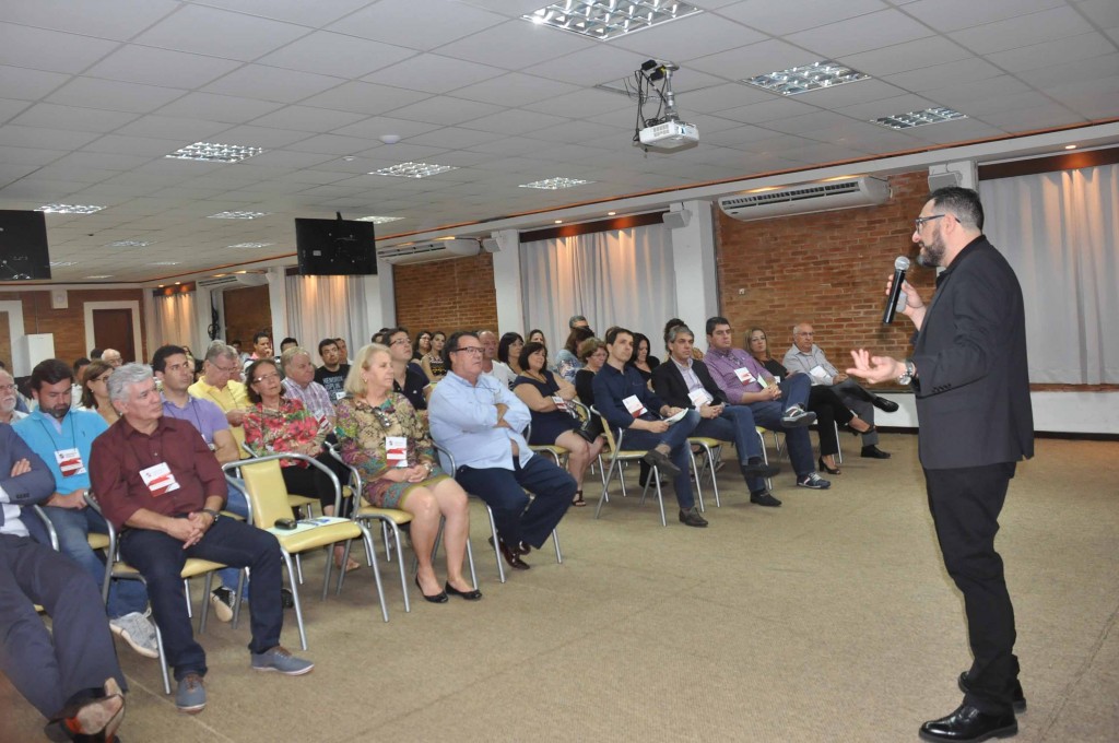 Palestra de Eduardo Zugaib