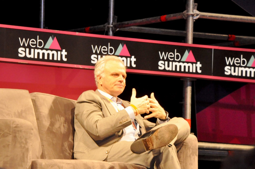 Neeleman aborda evolução da experiência dos passageiros durante Web Summit David Neeleman, da TAP