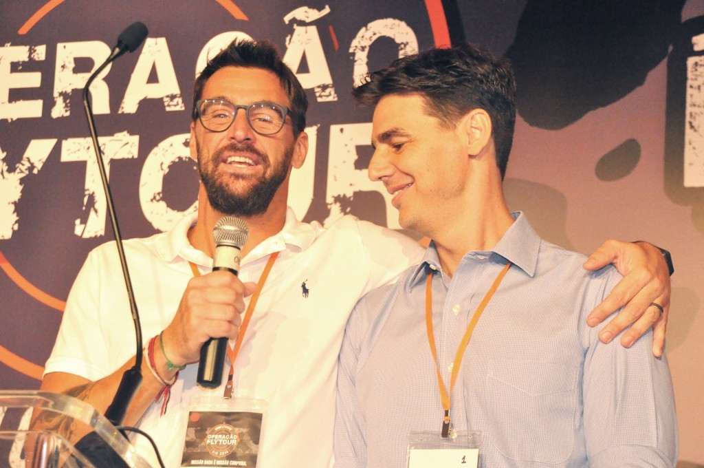 Fábio Oliveira, diretor da Flytour Franchesing, e Christiano Oliveira, presidente do Grupo Flytour