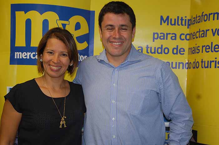 Santa Barbara Resort investe no segmento de Mice Giselle Makinde, do Escritório de Turismo de Curaçao, e Mauricio Almonacid, do Sant Barbara Resort