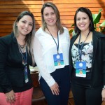 Kelly Leão, da NewAge, (centro), Kelly Castange e Juliana Assumpção, da Aviesp