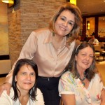 Marcia Trojman, diretora da Blue Sea, com Rossana Camarate, da Camarate Turismo, e Maia Fontaine, da Hallmark Turismo