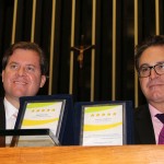 Marx Beltrão e Vinícius Lummertz homenageados Marx Beltrão e Vinícius Lummertz homenageados