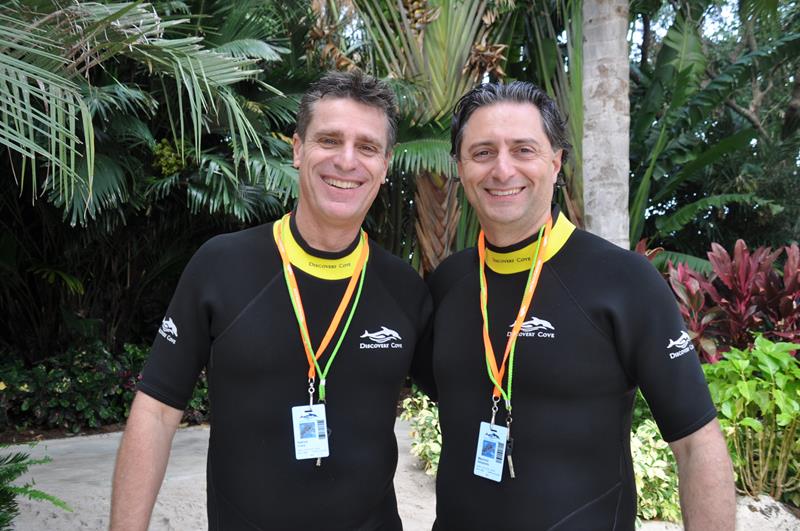 Patrick Yvars, do Visit Orlando, e Mauricio Alexandre, do Sea World