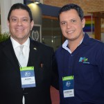 Renê Contreras, do Turismo da República Dominicana, e Carlos Henrique Barbosa, do Turismo de Aruba