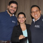 Stéphanie Seregatti, da Poços Turismo, com Ricardo Rocha e Pedro Silva, da MSC
