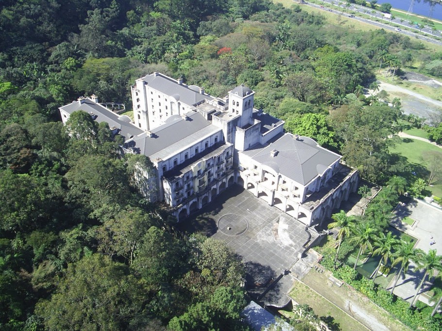 Palácio Tangará, único 6 estrelas de São Paulo, abre reservas Palácio Tangará