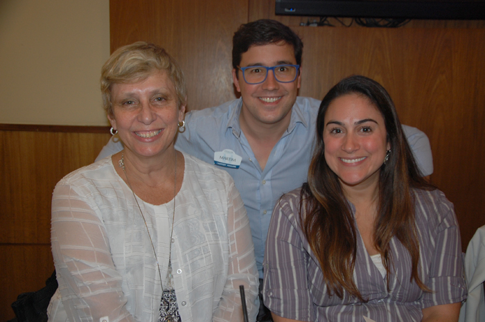Bárbara Picolo e Luiza Leopoldo, da Flytour com Martim Diniz, do SeaWorld