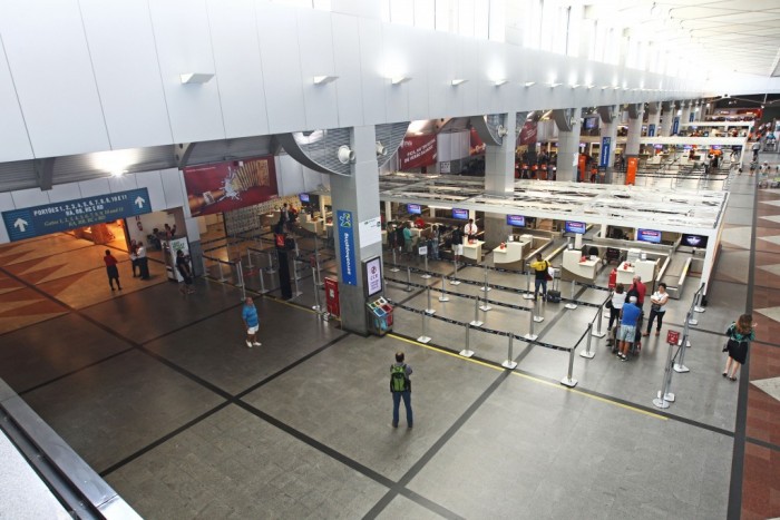 Bahia vai ter mais de 1.300 voos extras durante o verão 1 Diversos aeroportos baianos receberão mais aviões durante período de alta do verão (Foto: Carol Garcia)