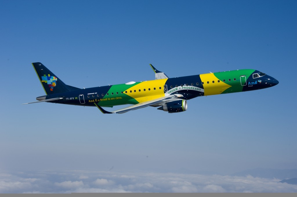 Azul estuda criação de um novo hub internacional em Montevidéu; saiba mais com-pintura-especial-a-aeronave-bandeira-cruza-o-brasil-de-norte-1383760551005