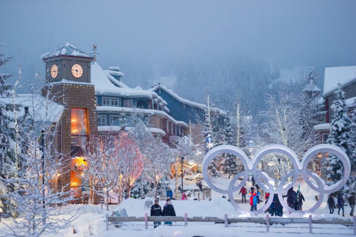Canadá abre temporada de inverno com diversas opções para os visitantes Whistler ainda tem a gôndola mais longa e alta do mundo, com distância de 3.024 metros e 324 metros de altura (Foto: Divulgação)