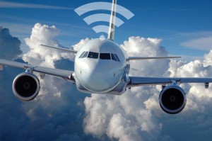 Delta, Emirates e United lideram oferta mundial de wi-fi a bordo
